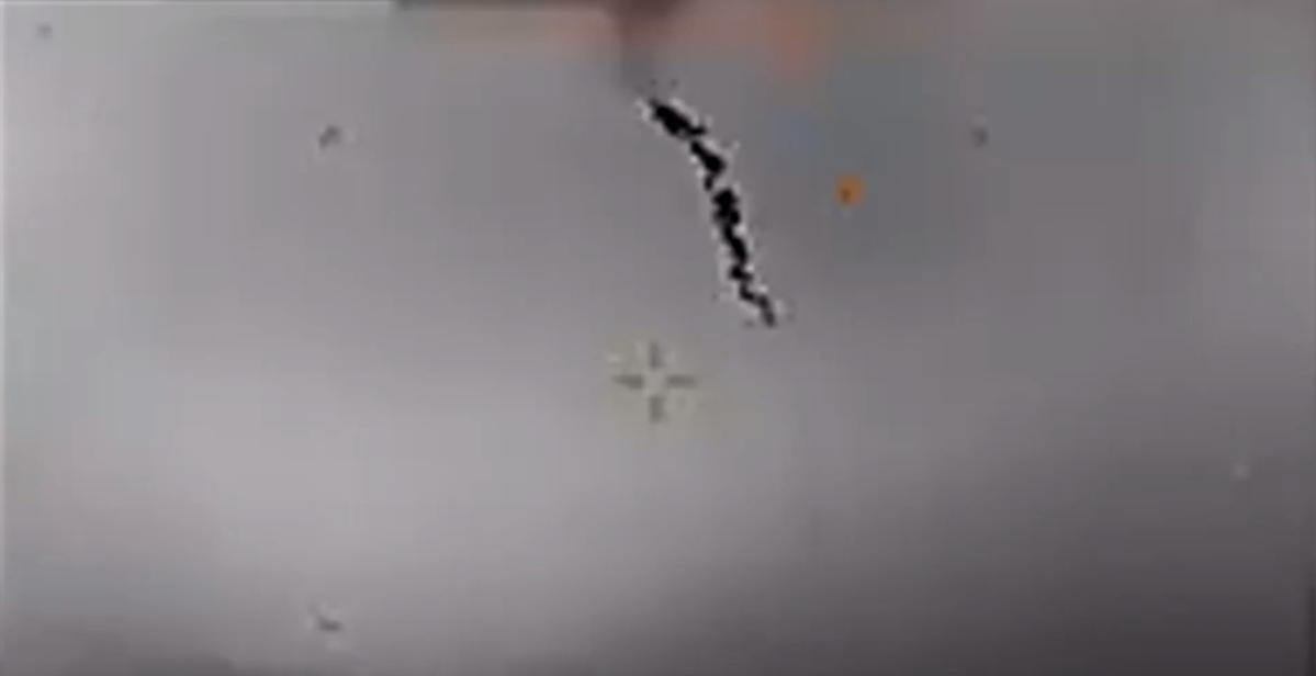 CẬP NHẬT: Iran công bố mảnh xác máy bay trinh sát khiến Mỹ xấu hổ - Đạn đã lên nòng, chiến tranh cận kề? - Ảnh 9. CẬP NHẬT: Iran công bố mảnh xác máy bay trinh sát khiến Mỹ xấu hổ - Đạn đã lên nòng, chiến tranh cận kề? - Ảnh 9.