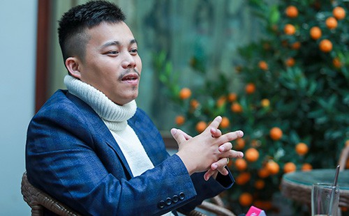 Đạo diễn Nguyễn Lớp nói gì về việc cho Mon 2K dùng tên giả lên sóng truyền hình? - Ảnh 4. Đạo diễn Nguyễn Lớp nói gì về việc cho Mon 2K dùng tên giả lên sóng truyền hình? - Ảnh 4.