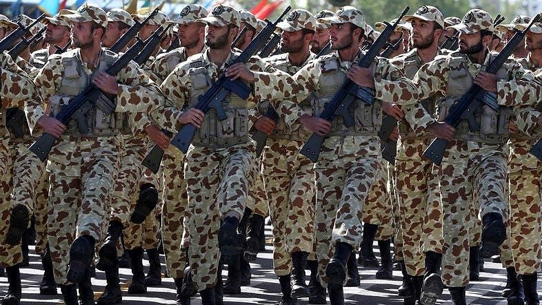 CẬP NHẬT: Tiêm kích tàng hình F-35 KQ Anh tới sát Iran, TT Trump tuyên bố rắn đạn đã lên nòng - Nga bắt đầu động binh - Ảnh 3. CẬP NHẬT: Tiêm kích tàng hình F-35 KQ Anh tới sát Iran, TT Trump tuyên bố rắn đạn đã lên nòng - Nga bắt đầu động binh - Ảnh 3.