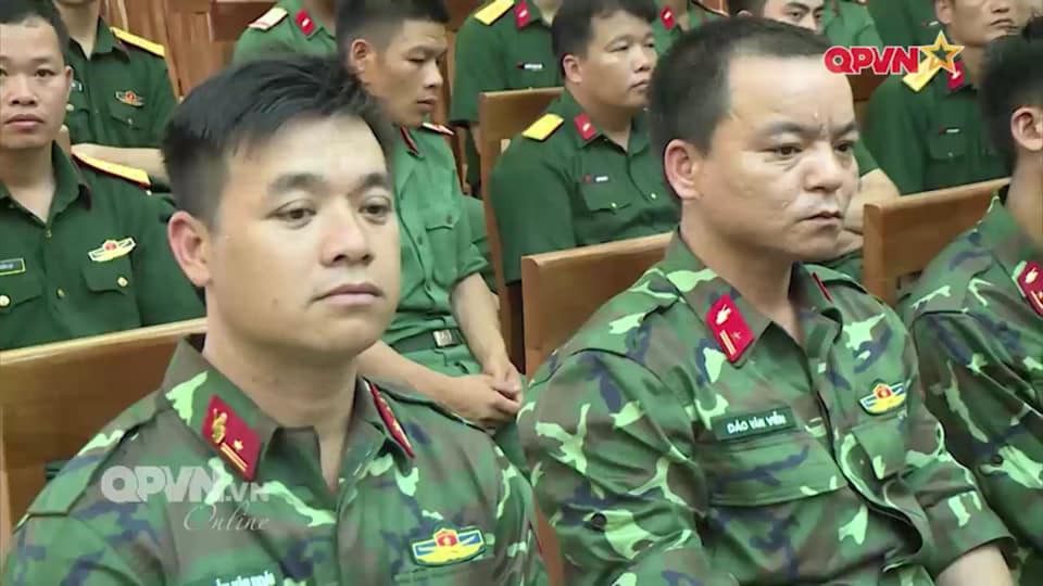 Xe tăng T-54B Việt Nam nâng cấp dũng mãnh trên thao trường - Ảnh 4. Xe tăng T-54B Việt Nam nâng cấp dũng mãnh trên thao trường - Ảnh 4.