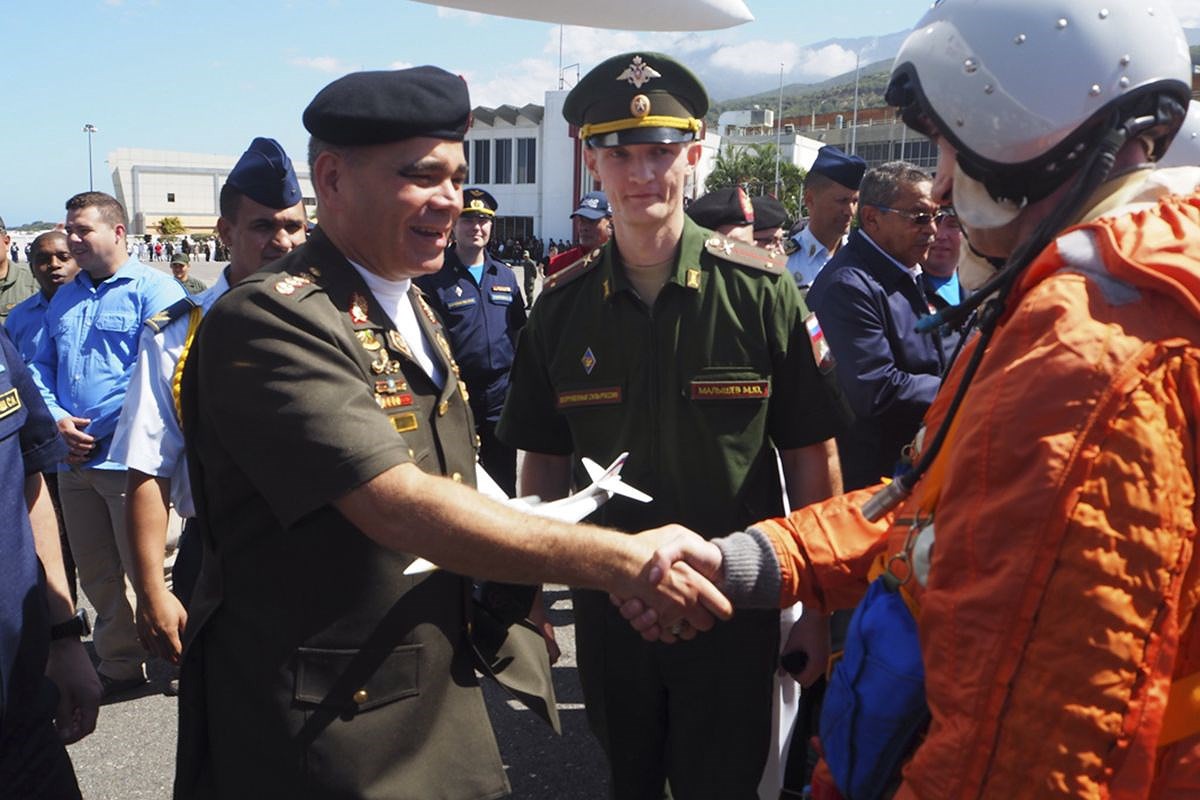 Nguyên nhân bất ngờ khiến Nga ồ ạt rút chuyên gia quân sự tại Venezuela về nước - Ảnh 7. Nguyên nhân bất ngờ khiến Nga ồ ạt rút chuyên gia quân sự tại Venezuela về nước - Ảnh 7.