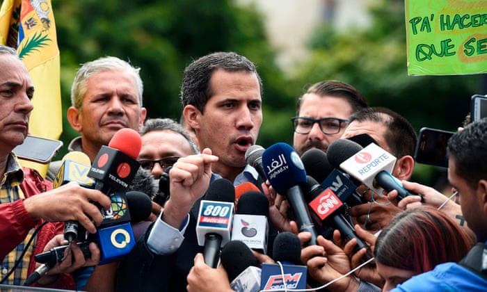 Sĩ quan Quân đội Venezuela đào tẩu cay đắng thốt lên: Tôi là một kẻ điên! - Ảnh 1. Sĩ quan Quân đội Venezuela đào tẩu cay đắng thốt lên: Tôi là một kẻ điên! - Ảnh 1.