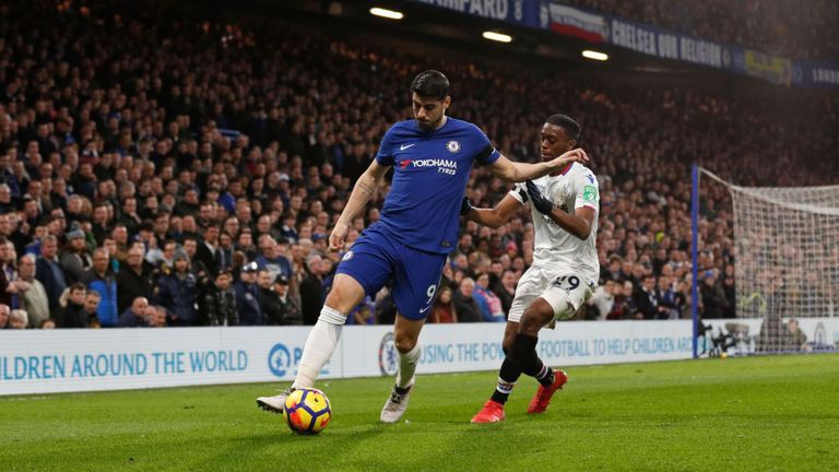 Bom tấn 21 tuổi là chìa khóa cho cuộc hồi sinh của Man United - Ảnh 2. Bom tấn 21 tuổi là chìa khóa cho cuộc hồi sinh của Man United - Ảnh 2.