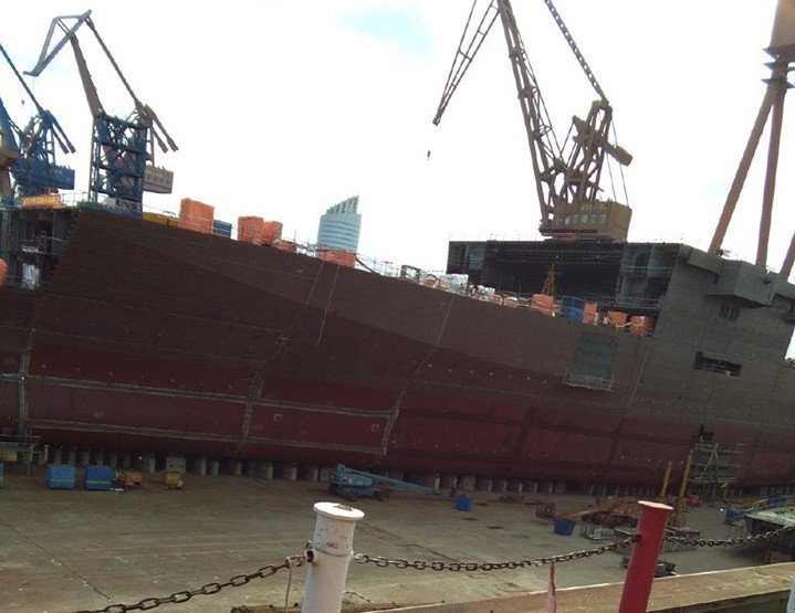 Trung Quốc thi công tàu đổ bộ Type 075 với tốc độ chóng mặt! - Ảnh 1. Trung Quốc thi công tàu đổ bộ Type 075 với tốc độ chóng mặt! - Ảnh 1.