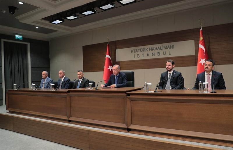 Tổ hợp S-400 đầu tiên đang trên đường đến Thổ Nhĩ Kỳ - Ảnh 1. Tổ hợp S-400 đầu tiên đang trên đường đến Thổ Nhĩ Kỳ - Ảnh 1.