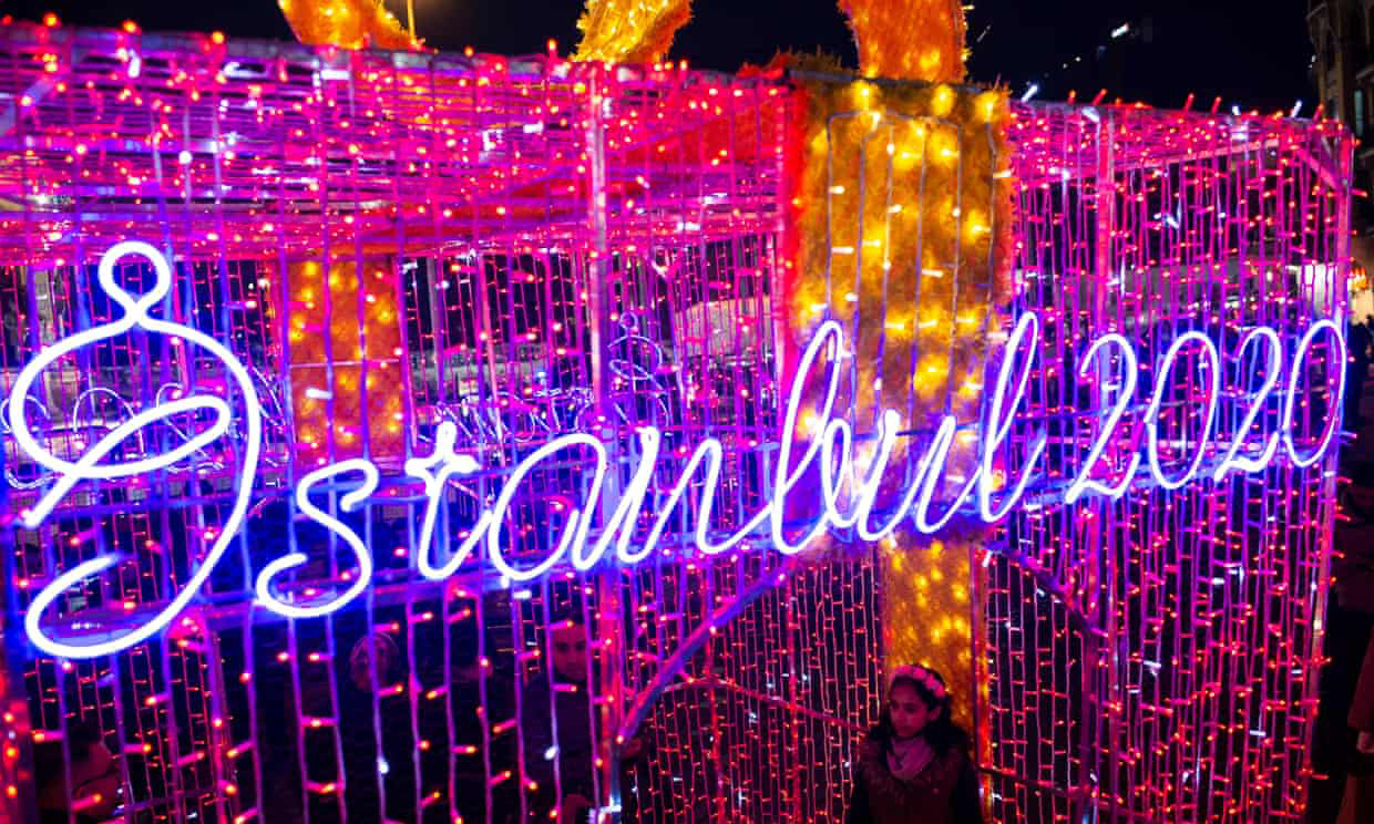 Chúc mừng năm mới: Việt Nam cùng các quốc gia Đông Nam Á bước sang năm 2020 - Ảnh 3. Chúc mừng năm mới: Việt Nam cùng các quốc gia Đông Nam Á bước sang năm 2020 - Ảnh 3.