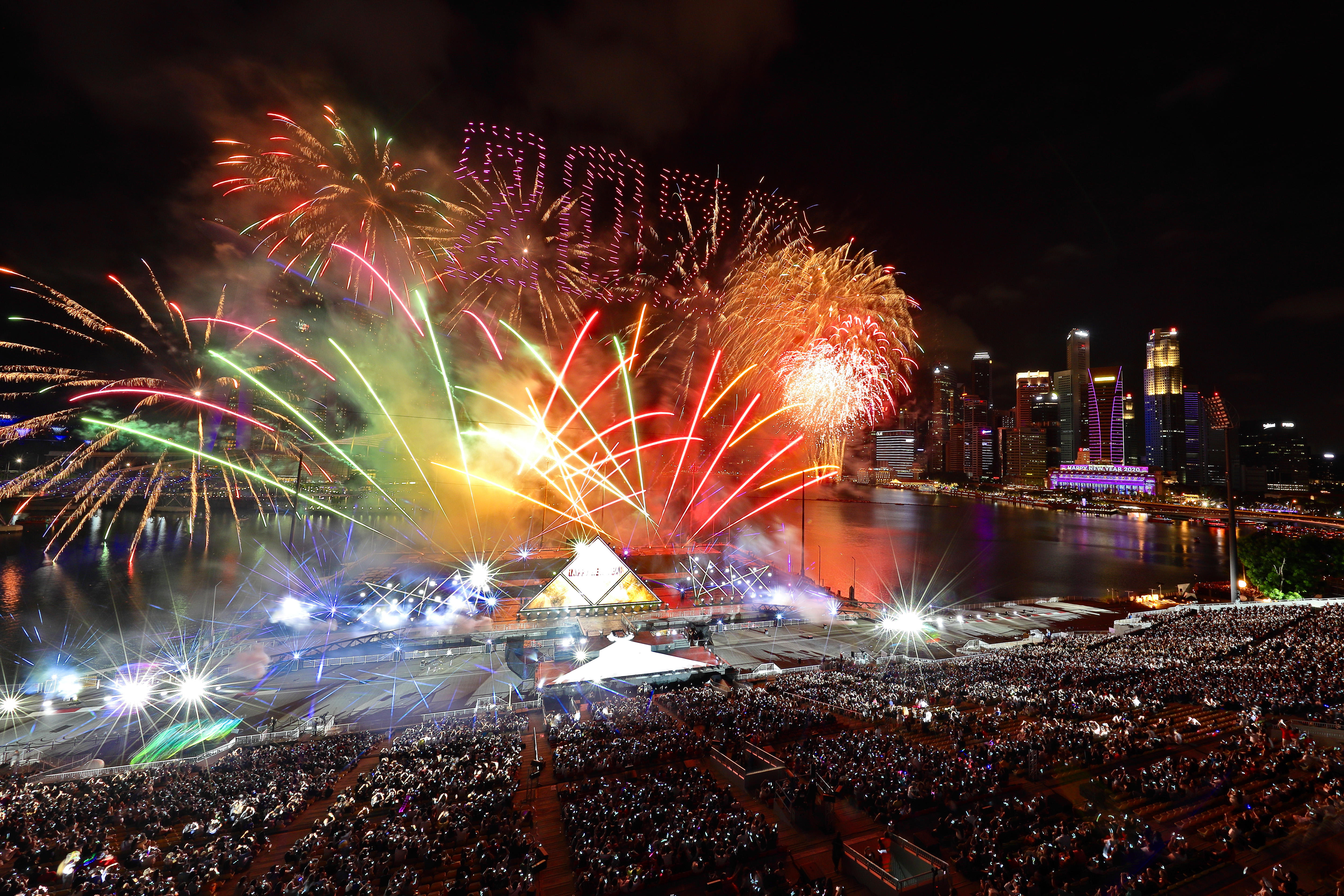 Chúc mừng năm mới: Việt Nam cùng các quốc gia Đông Nam Á bước sang năm 2020 - Ảnh 1. Chúc mừng năm mới: Việt Nam cùng các quốc gia Đông Nam Á bước sang năm 2020 - Ảnh 1.