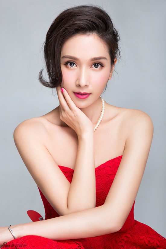 Hoa hậu châu Á đẹp nhất lịch sử: Bẽ bàng vì lộ ảnh nóng, bị đánh ghen, U50 sống cô độc - Ảnh 4.