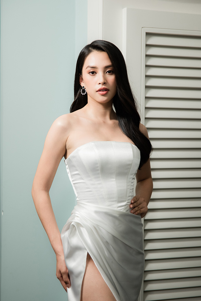 Hoa hậu Trần Tiểu Vy tự tin đóng cảnh tình tứ cùng Erik - Ảnh 6.