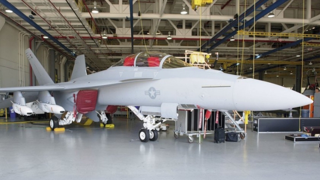 Siêu tên lửa chống hạm tàng hình cho F-18