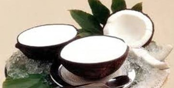 Nước dừa: Tuyệt đối không uống nếu thuộc 3 nhóm người sau