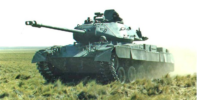 Những xe tăng thiết giáp "5 cha 3 mẹ": Chuyện chỉ có ở Việt Nam!