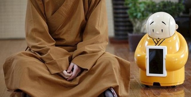 Nhà sư robot đầu tiên được đưa vào sử dụng tại chùa ở Trung Quốc