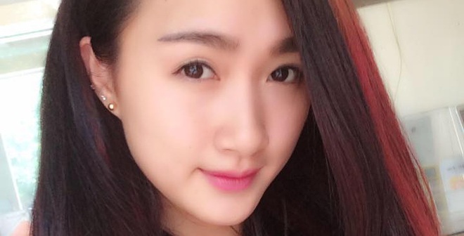 Dân mạng "săn lùng" cô gái lái xe điện xinh nhất Vịnh Bắc Bộ Dân mạng "săn lùng" cô gái lái xe điện xinh nhất Vịnh Bắc Bộ