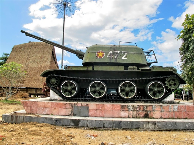 VN đưa pháo ZU-23-2 lên xe thiết giáp BTR-50: Máy bay, xe tăng, bộ binh diệt tuốt! - Ảnh 2.