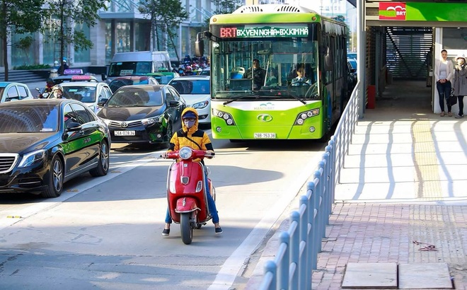 Đây là nguyên nhân khiến xe buýt nhanh không thể... đi nhanh ở Hà Nội