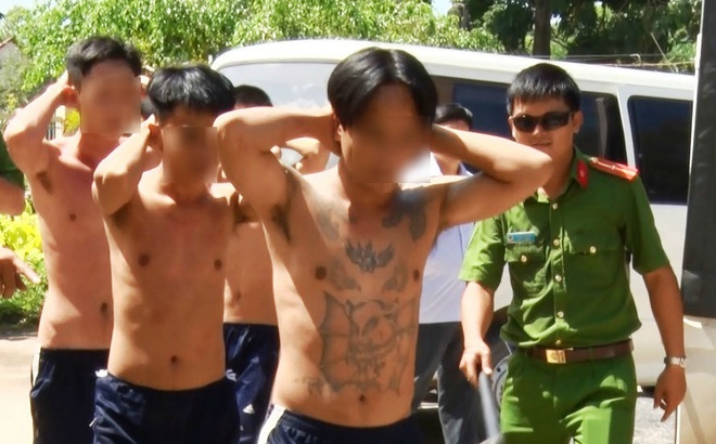 Nguyên nhân học viên cai nghiện phá tường, đánh bảo vệ trốn ra đường Nguyên nhân học viên cai nghiện phá tường, đánh bảo vệ trốn ra đường