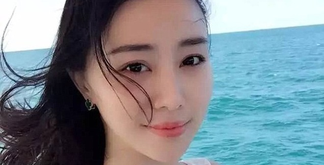 Trường đại học nổi tiếng với giáo viên xinh như hot girl