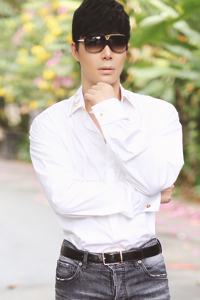 Nathan Lee gây bất ngờ khi nói đến đẳng cấp hàng hiệu và chuyện liên quan Ngọc Trinh - Ảnh 3. Nathan Lee gây bất ngờ khi nói đến đẳng cấp hàng hiệu và chuyện liên quan Ngọc Trinh - Ảnh 3.