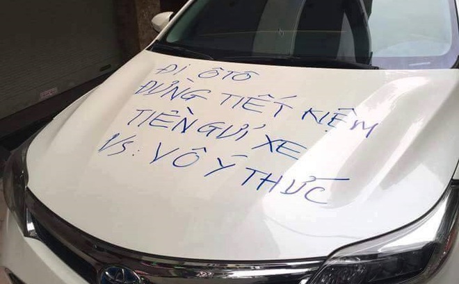 Đầu năm, chủ xe ô tô nhận được lời nhắn đầy xấu hổ