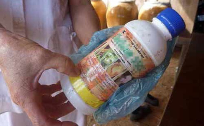 Thông tin mới vụ mẹ ép con cùng chết để gia đình làm đám tang, lấy tiền phúng điếu trả nợ Thông tin mới vụ mẹ ép con cùng chết để gia đình làm đám tang, lấy tiền phúng điếu trả nợ