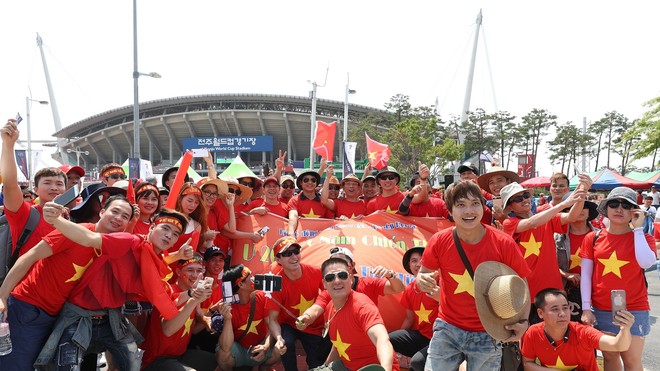Bóng đá - Sức cùng lực kiệt, U20 Việt Nam đớn đau rời World Cup bởi đòn 'hồi mã thương' chí mạng (Hình 9).