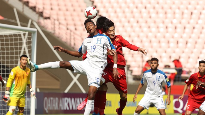 Bóng đá - Sức cùng lực kiệt, U20 Việt Nam đớn đau rời World Cup bởi đòn 'hồi mã thương' chí mạng (Hình 3).