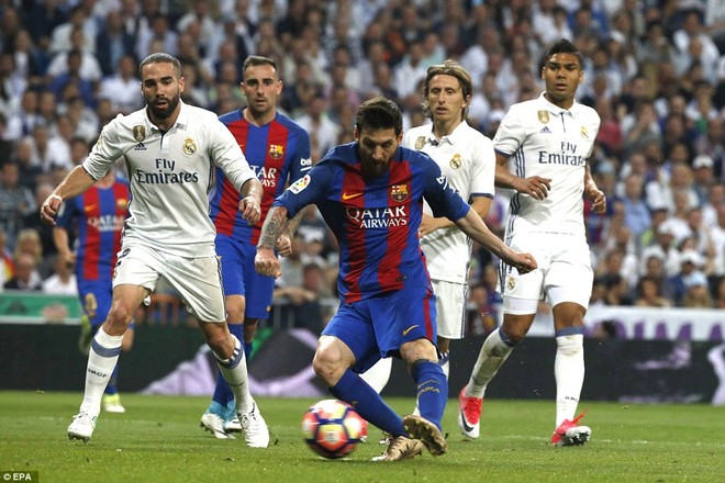 Messi hộc máu mồm, vẫn một mình hạ sát cả Real Madrid - Ảnh 13.