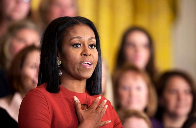 Diễn văn chia tay đầy cảm hứng và nước mắt của Michelle Obama: Hãy hy vọng. Đừng sợ hãi! - Ảnh 2.