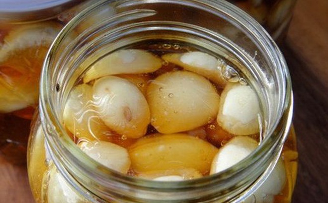 Mỗi ngày 2 thìa siro tỏi: Liều thuốc tốt phòng và chữa nhiều bệnh Mỗi ngày 2 thìa siro tỏi: Liều thuốc tốt phòng và chữa nhiều bệnh