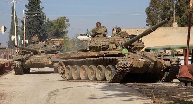 QĐ Syria tấn công mãnh liệt, Deir Ezzor chuẩn bị sụp đổ: Mỹ cuống cuồng ra tay - Ảnh 1.