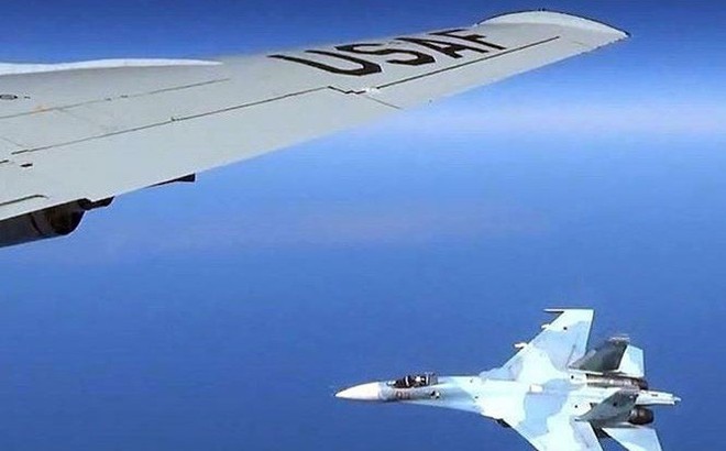 Nga thông tin vụ tiêm kích Su-30 "cắt mặt" máy bay chống ngầm Mỹ