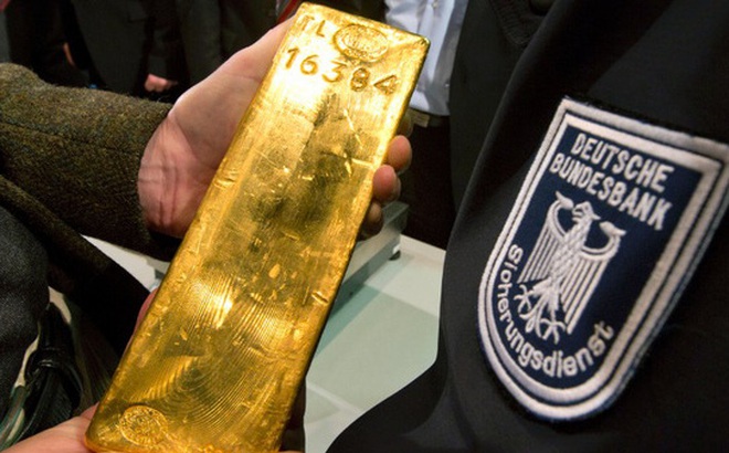 Đức đưa hết 13 tỷ USD dự trữ vàng ở Mỹ về nước