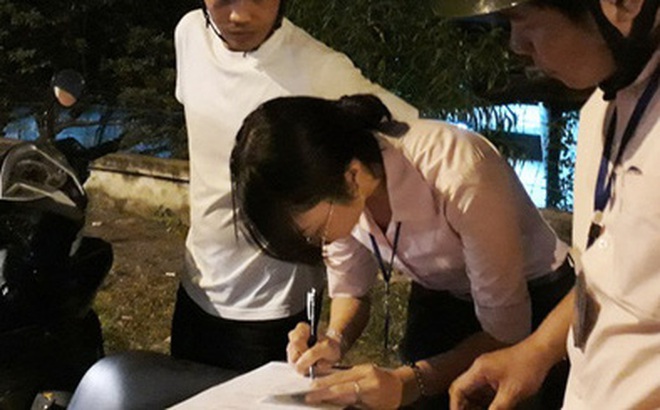 Phạt 1,5 triệu đồng vì tiểu bậy, quý ông ngắc ngứ