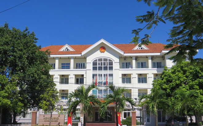 Chủ tịch huyện tử vong sau khi ngã trong nhà tắm Chủ tịch huyện tử vong sau khi ngã trong nhà tắm