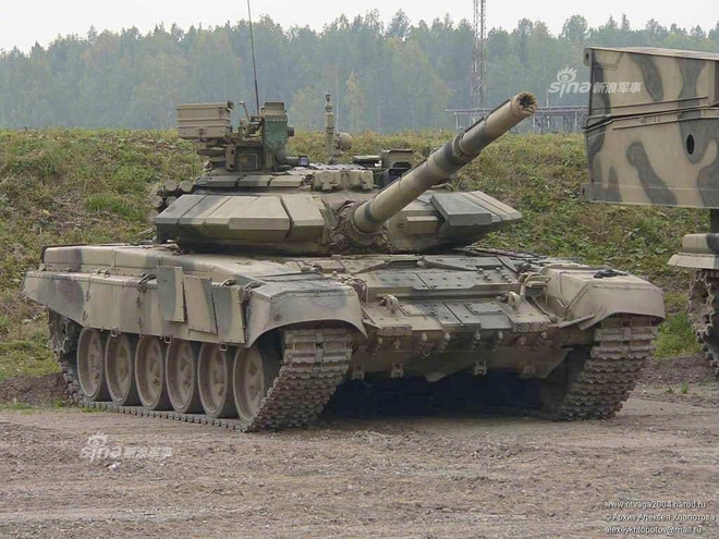 Báo Trung Quốc bình luận thương vụ mua sắm xe tăng T-90 của Việt Nam - Ảnh 1.