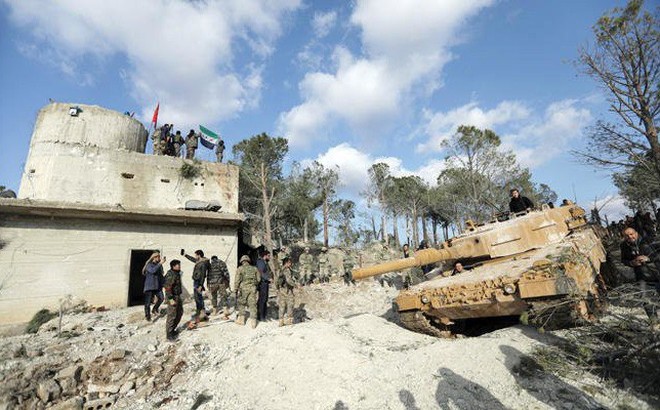 Người Kurd tung hô "nữ anh hùng" ôm bom thổi tung xe tăng Thổ Nhĩ Kỳ