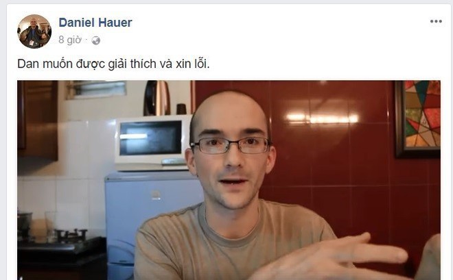 Vợ chồng Daniel Hauer xin được thắp hương xin lỗi Đại tướng Võ Nguyên Giáp Vợ chồng Daniel Hauer xin được thắp hương xin lỗi Đại tướng Võ Nguyên Giáp