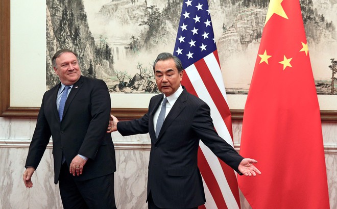 Ông Pompeo bị lạnh nhạt ở TQ: Gần 1 giờ nghe chỉ trích, không được mời cơm sau cuộc họp