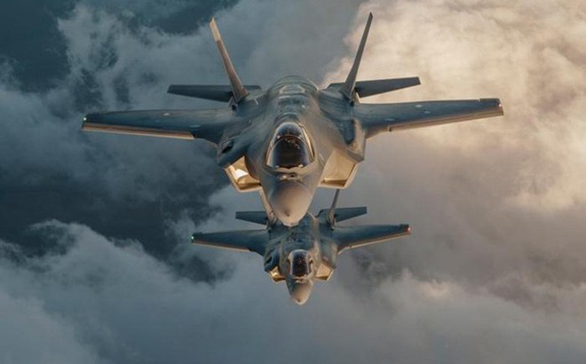 TT Mỹ Donald Trump đã ra lệnh, F-35 sẽ bay "rợp trời" Syria, S-300 Nga hãy chờ đấy!