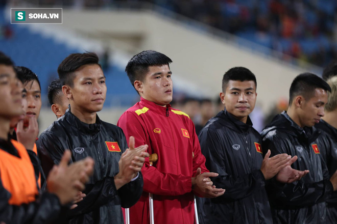 Sao Việt Nam nghẹn ngào khóc khi hát Quốc ca vì chấn thương, lỡ Asian Cup - Ảnh 5.