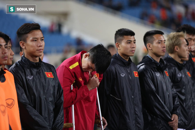 Sao Việt Nam nghẹn ngào khóc khi hát Quốc ca vì chấn thương, lỡ Asian Cup - Ảnh 9.