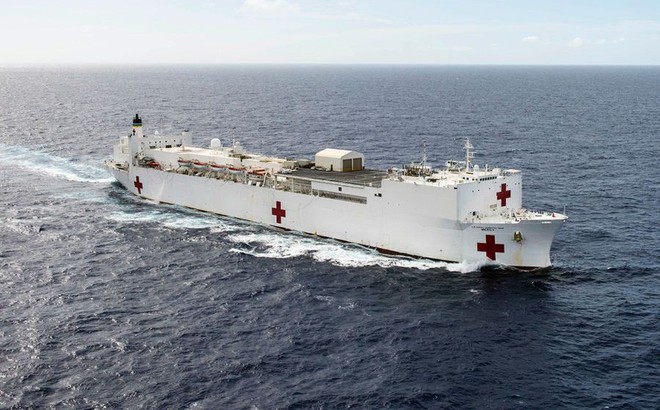 Tàu bệnh viện Mỹ sẽ tới Việt Nam ngay sau chuyến thăm của tàu sân bay USS Carl Vinson