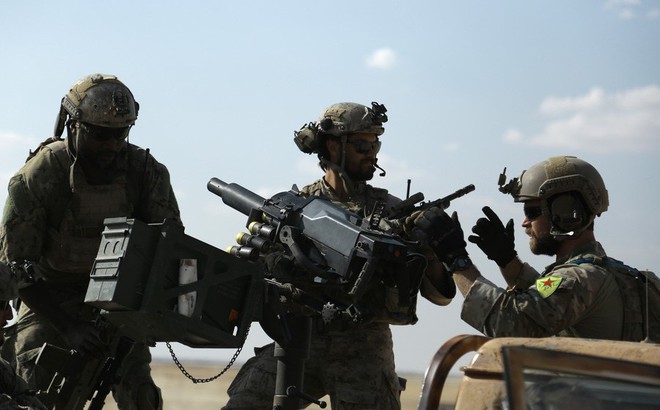 Chiến trường Syria: Mỹ bất ngờ bị tạt gáo nước lạnh