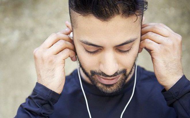 4 lưu ý khi dùng tai nghe nếu không muốn thính lực giảm sút