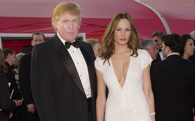 Giấu kín thành tựu, bà Trump từng vượt mặt 1 triệu người để nhận "thị thực thiên tài"? Giấu kín thành tựu, bà Trump từng vượt mặt 1 triệu người để nhận "thị thực thiên tài"?
