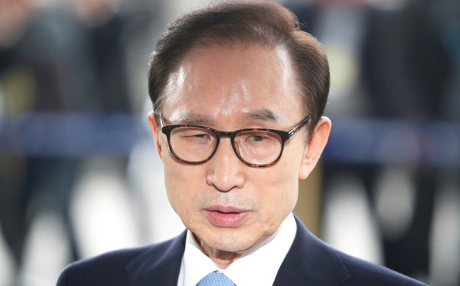 NÓNG: Tòa án Hàn Quốc ra lệnh bắt cựu Tổng thống Lee Myung-bak