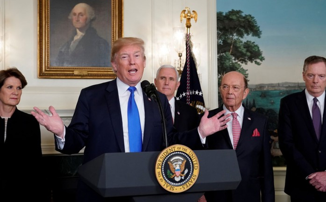 Toàn văn cơn thịnh nộ thề "chiến đấu đến cùng" của TQ, đáp trả ông Trump áp thuế 60 tỉ USD Toàn văn cơn thịnh nộ thề "chiến đấu đến cùng" của TQ, đáp trả ông Trump áp thuế 60 tỉ USD