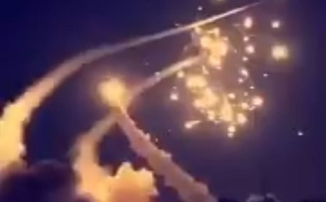 Bất lực trước tên lửa Houthi, Patriot "thần thánh" của Saudi Arabia còn quay vòng phản chủ