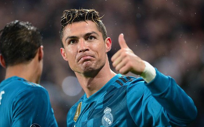 Cả thế giới đau đầu vì câu hỏi: "Bao giờ Cristiano Ronaldo mới già?"